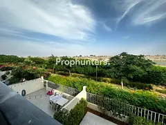 Stunning View | Single Row |Flexible Cheque Option