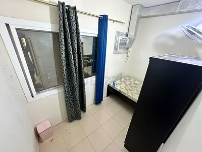 Big partition room available in Bur Dubai!