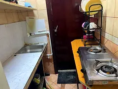 Bed Space For  Ladies Available