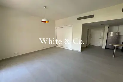 Upgraded | Spacious Studio | Garden View