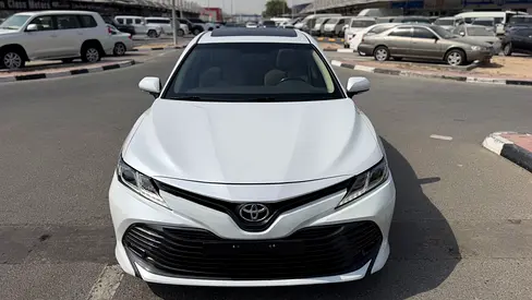 Toyota Camry SE 2020 GCC Specs - Excellent Condition-2