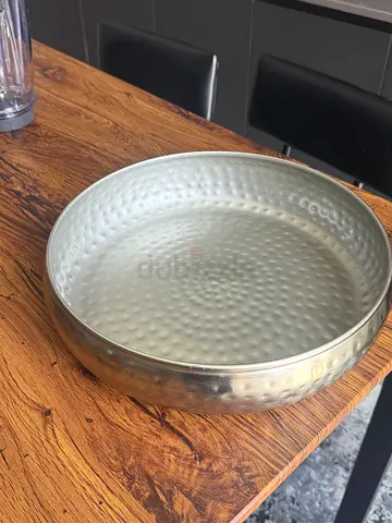Large hammered stainless steel mixing / serving bowl
