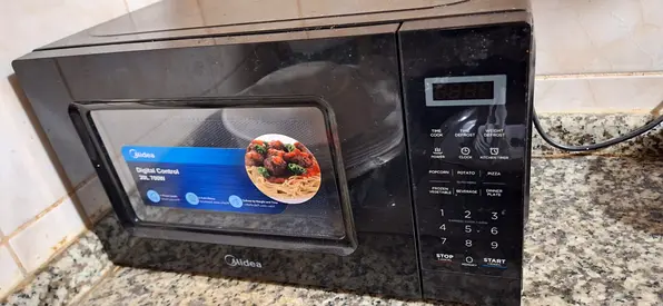 Midea Digital Control 20L Microwave Oven