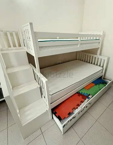 Childrens bed