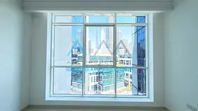 Burj &amp; Downtown View | 1 Bedroom Apartment | Majestic Tower Business Bay | Bright Unfurnished La