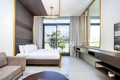 Furnished Studio and Bright | Ready to Move In
