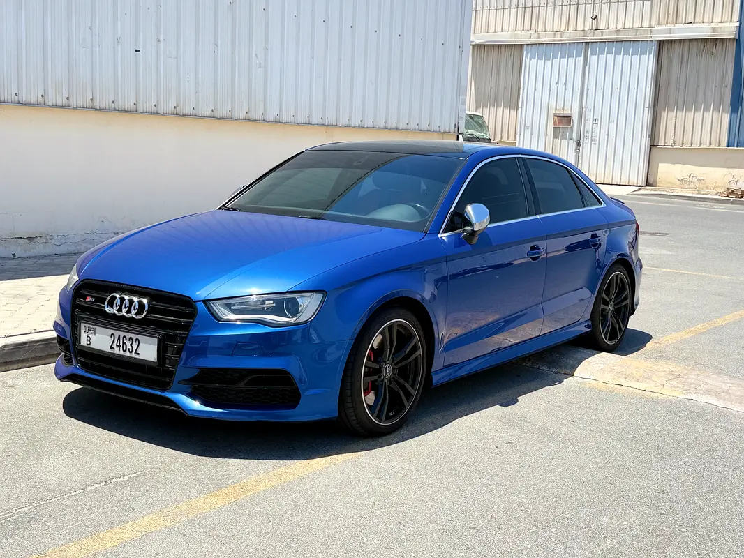 Audi S3 2016 — photo 1 of 8