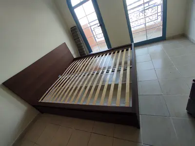 IKEA malam king‑size bed (180 × 200 cm) with 2 storage drawers and an IKEA mattress ✨