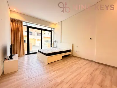 شبه مفروش / جاهز للسكن / تصميم واسع