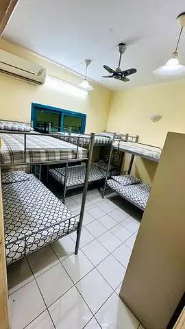 Studio flat Available in Sharaf dg Monthly basis