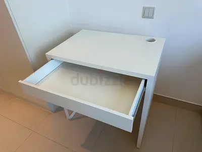 MICKE Ikea Desk in Perfect Condition