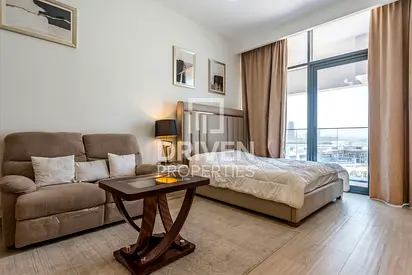 Brand New Apt | Fully Furnished | Mid Floor