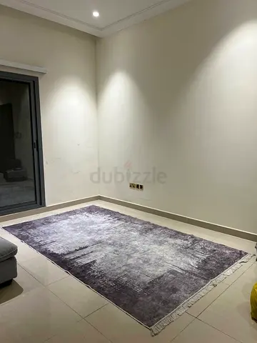 Urgent sale today!! Modern Abstract Grey and White Area Rug