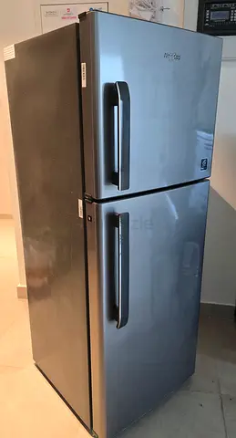 Whirlpool Top Freezer Refrigerator - Grey, Good Working Condition