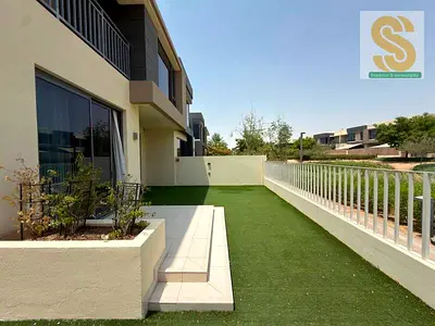 Upgraded Villa for rent I Luxury Living I Great Price