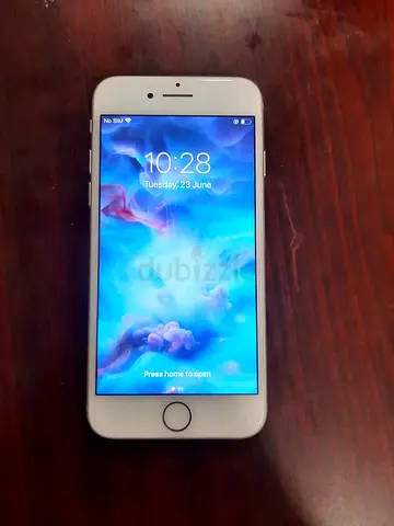Iphone 7 128gb silver perfect condition