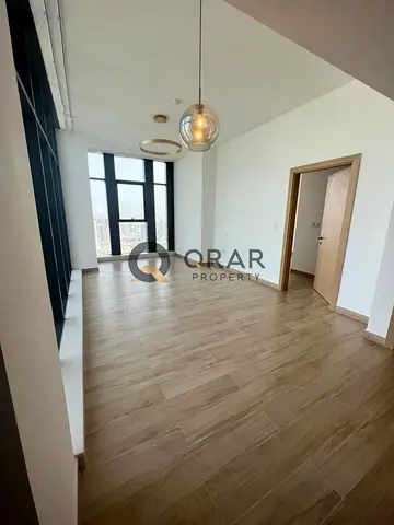 Bright & Spacious 1BR | Prime Location | Flexible Cheques