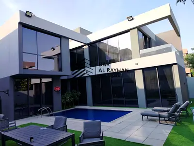 4Bedroom Villa with private pool | Freehold | Good Location