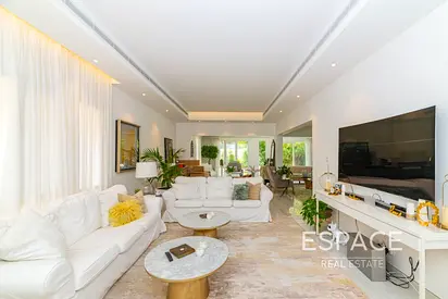 Fully Upgraded | Excellent Condition | Home Office