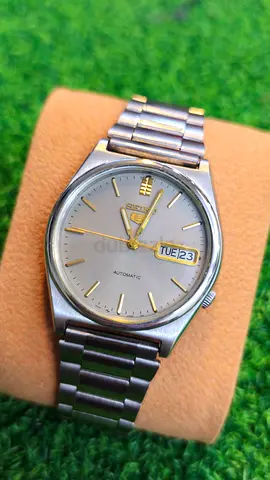 Vintage Seiko 5 Automatic 7009 Caliber 21-Jewels Japan made Mens watch (Used)
NO BOX NO PAPER