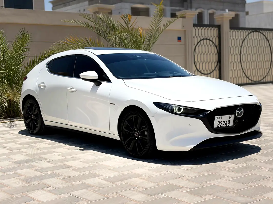 Mazda 3 Hatchback 2021 — photo 1 of 19