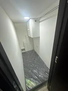 Fully closed partition available in tecom near westzone