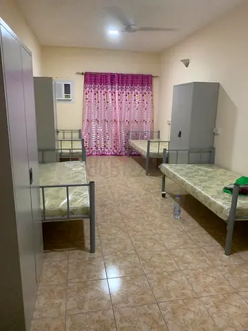 Executive bed space available ladies and gents bachelors in Bur dubai near ghubaiba metro station