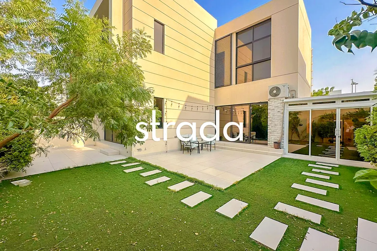 Single Row | Motivated Sale | Close To Pool | VOT