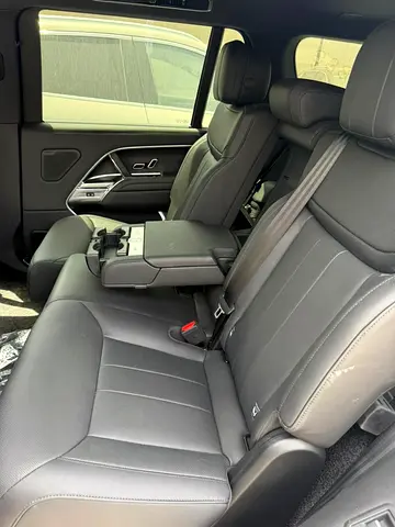 2025 LAND Rover RANGE ROVER photo 6