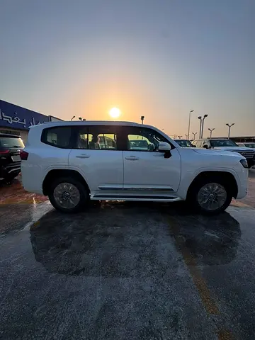 2026 Toyota LAND CRUISER 照片 5