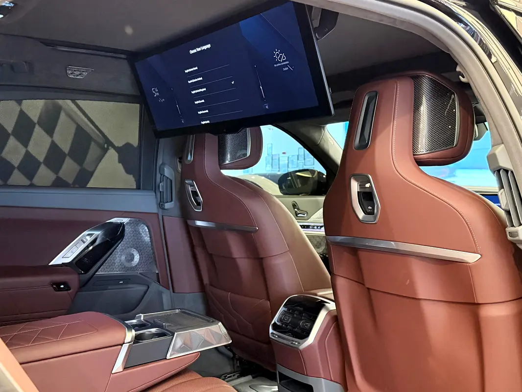 BMW 7-Series 2024
