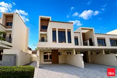Lagoon View | Corner | Single Row | Spacious