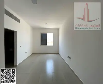 للبيع بعجمان بنايه سكني تجاري بالجرف الصناعية 2 تصريح أرضي + 4 طوابق الدخل: 207,000 درهم سنويًا الأساسات مجهزة للطابق الرابع موقع مميز المطلوب: 3.6M