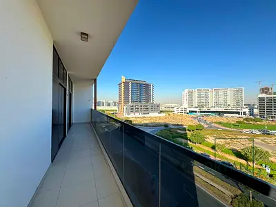 إطلالات خلابة | شرفة واسعة | شروط دفع مرنة