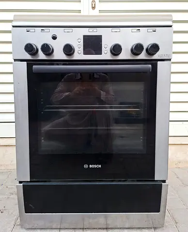 Bosch Gas cooker and electric oven 60x60cm for sale