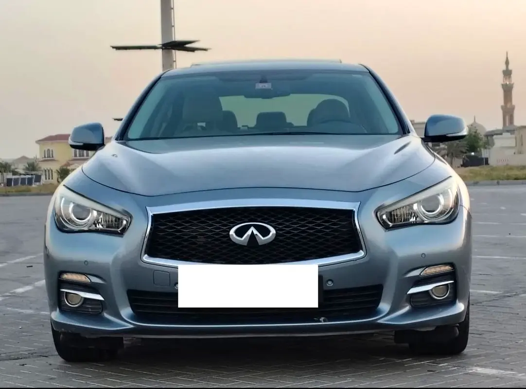 Infiniti Q50 2016 — photo 1 of 13
