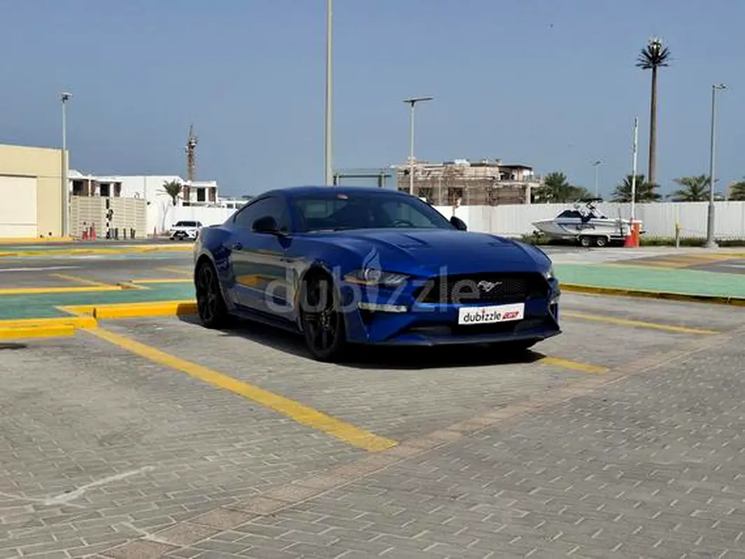 Ford Mustang 2018 — photo 1 of 14