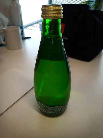 Small green glass bottle (single) - 250ml approx