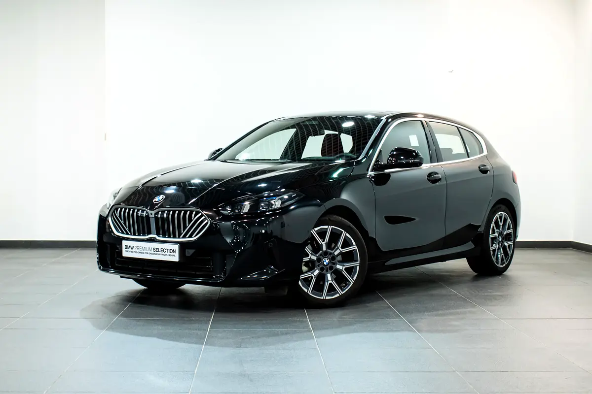 BMW 1-Series 2025 — photo 1 of 13