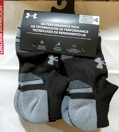 Under Armour Youth Performance Tech No-Show Socks 6-Pack - Black/Grey