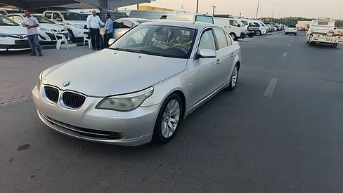 BMW 523i GCC – Luxury Sedan | Well Maintained Model: 2009 Mileage: 247,819 KM GCC Specifications Wel