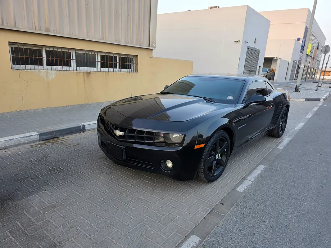 Chevrolet Camaro 2013 — photo 1 of 16