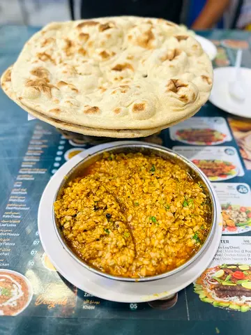 **VERY PROFITABLE RESTAURANT FOR SALE – PRIME LOCATION, DEIRA, DUBAI**  📍 Deira, Dubai  A well-esta