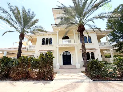 6 Bedrooms Signature Villa | Beachfront | Frond A