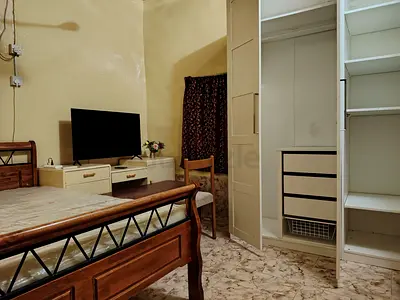 ROOM Rent For   LADIES- INDIANS