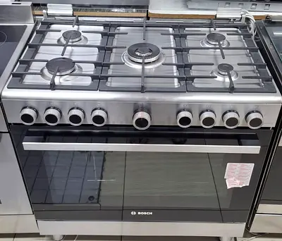 Bosch new latest model full heavy duty gas cooker top 5 burner 90by60cm size oven inside fan chicken