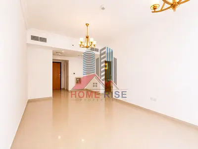 HOT OFFER !! CLOSE TOPARK!! 2BED !!! FREE COVERED PARKING