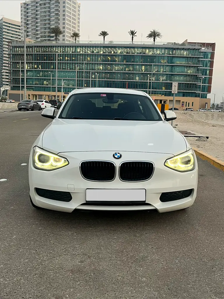 BMW 1-Series 2014 — photo 1 of 4