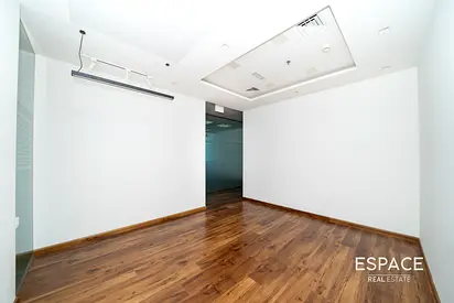 Vacant | Modern Fit Out | Best Price