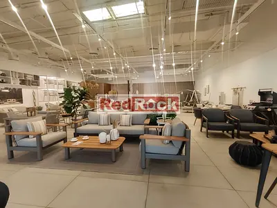 Rare Opportunity to Lease 3,350 Sqft Showroom
